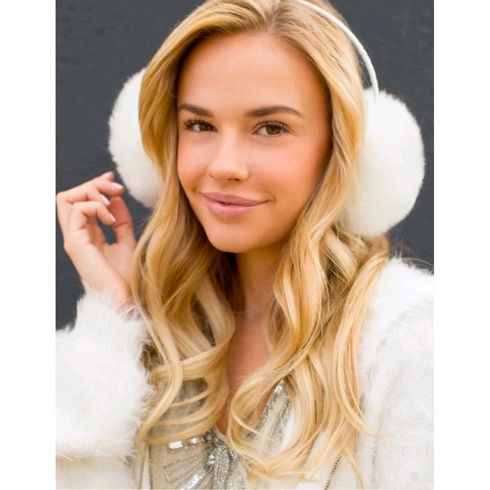 Joyfolie Madison Ear Muffs Cream Adult Faux Fur Cozy Winter Warm NIP